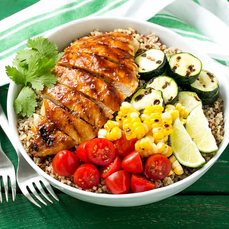 QUINOA CHICKEN BOWL