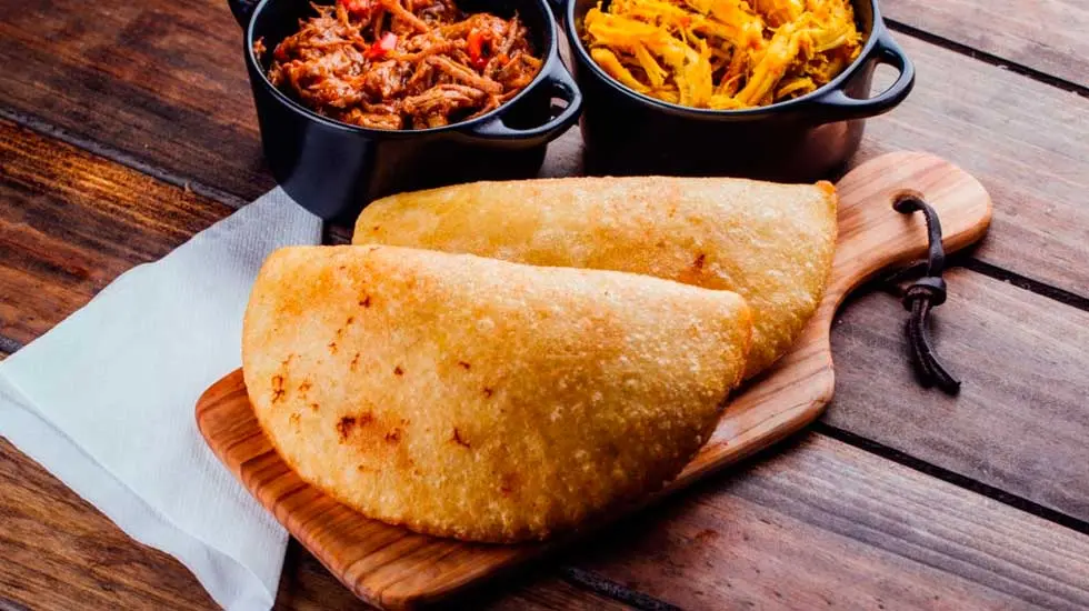 EMPANADITAS DE MOROCHO RELLENAS DE CARNE 